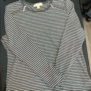 Michael Kors  ladies, good condition, zipper detail at top. Zippers work